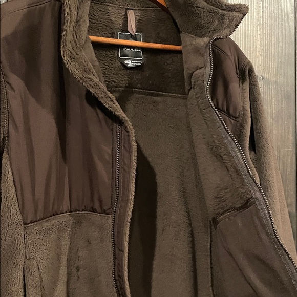 NWOT!!! The North Face Dark Brown Performance Jacket - Picture 7 of 8